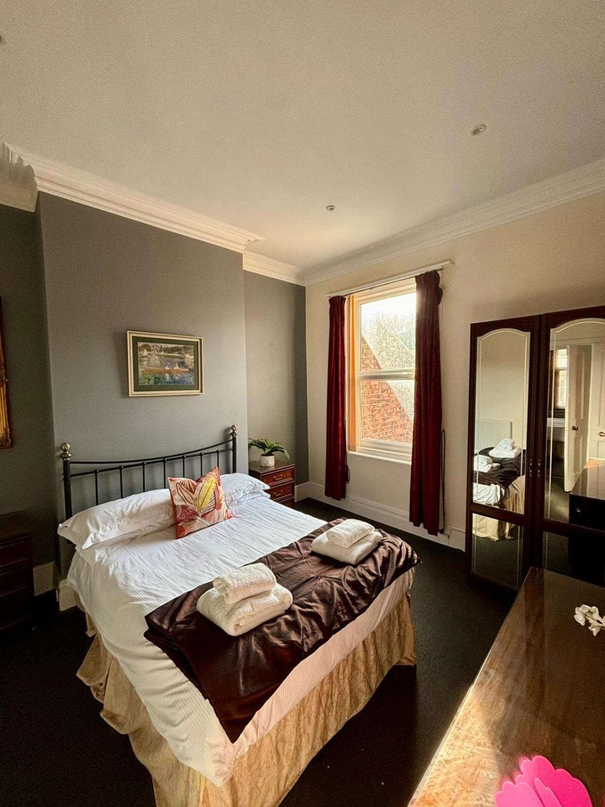 Princess Royal 3 Bed Scarborough